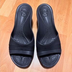 CROCS Classic Black Slide Sandals